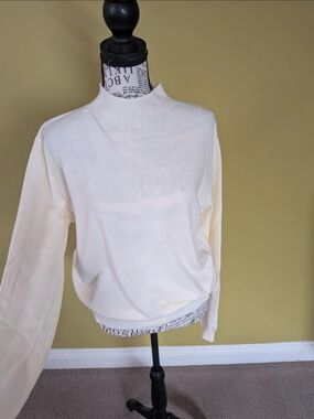Women's Cream Mock Neck Long Sleeve Top